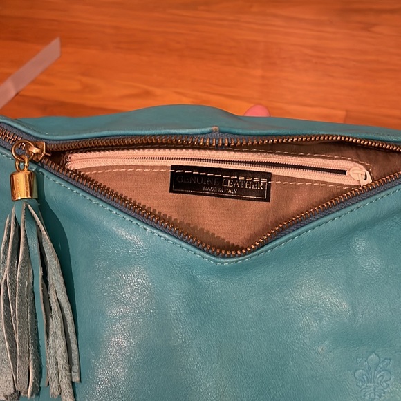Teal tassel crossbody/clutch from Florence, Italy - Picture 7 of 12